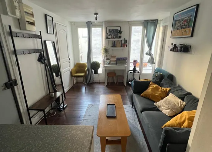 Charming Apartment 40 M2, 10Th